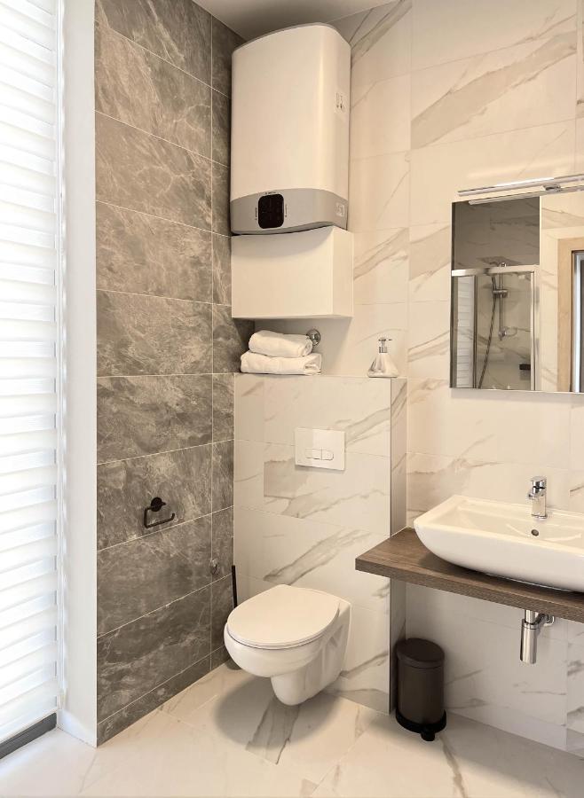 Sea Sun Apartments Маслиница Екстериор снимка